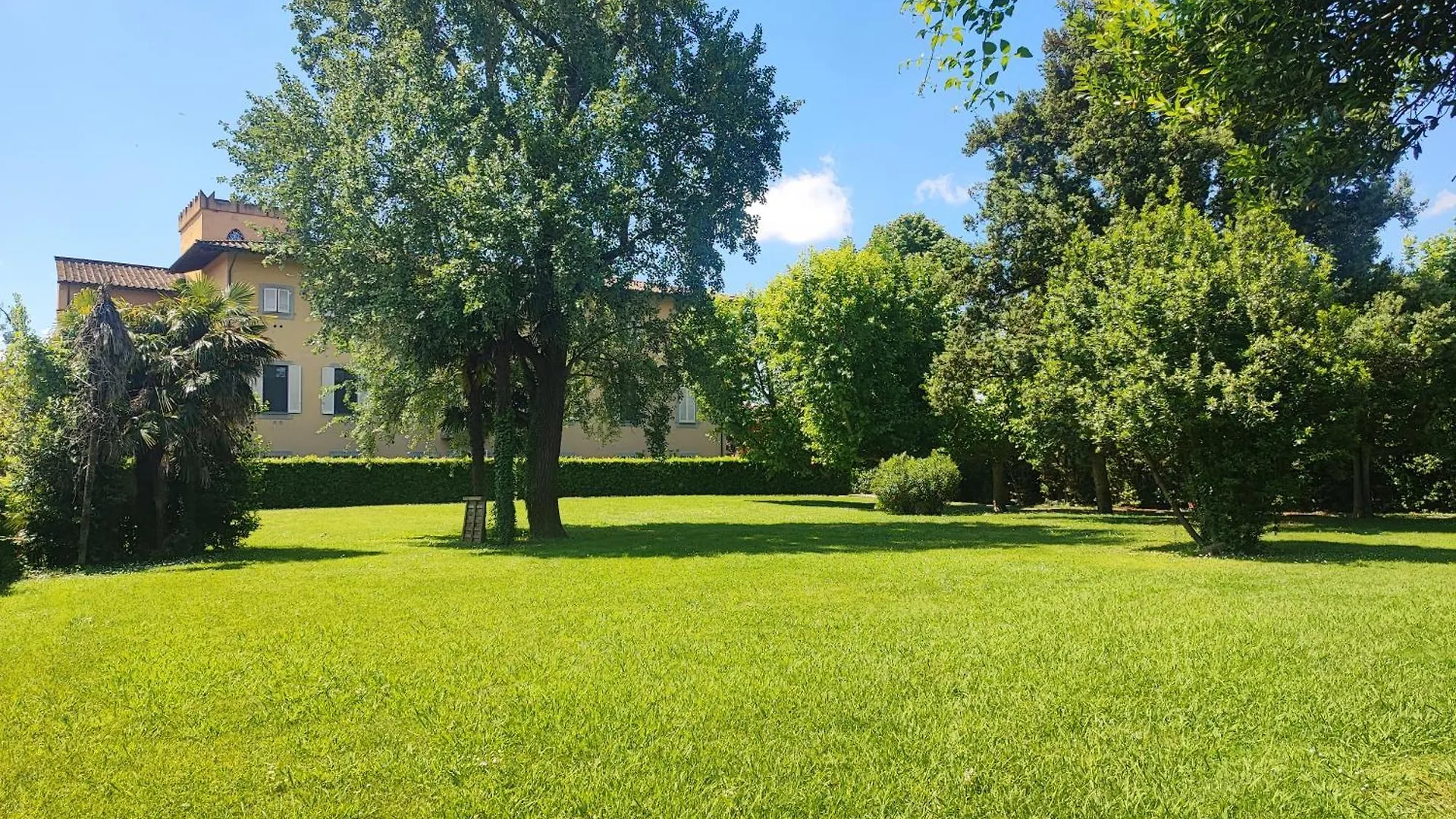 Appartamento In Villa Aulla Pontedera Italy